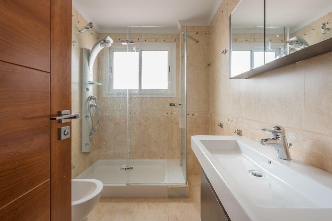 Downtown Seaview Apartment Марбелья Экстерьер фото