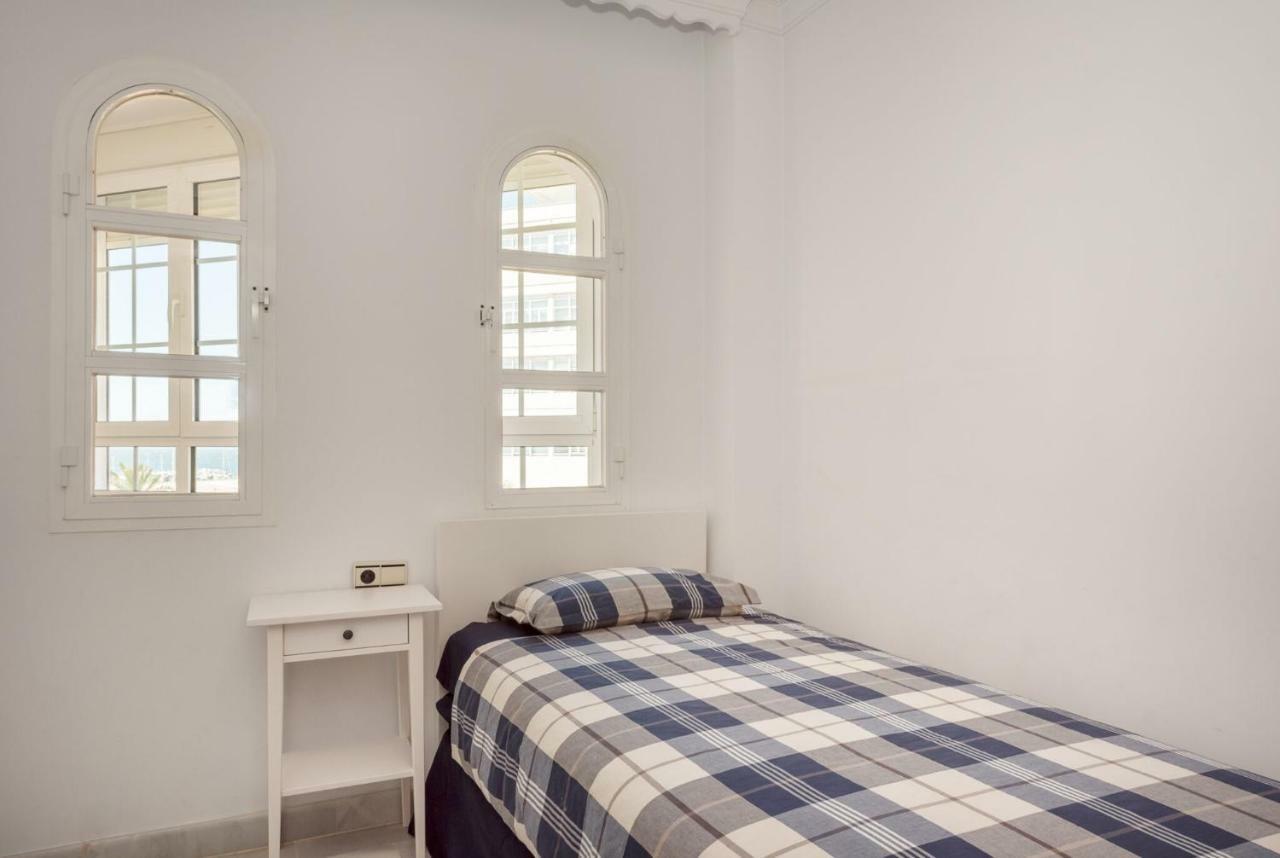Downtown Seaview Apartment Марбелья Экстерьер фото