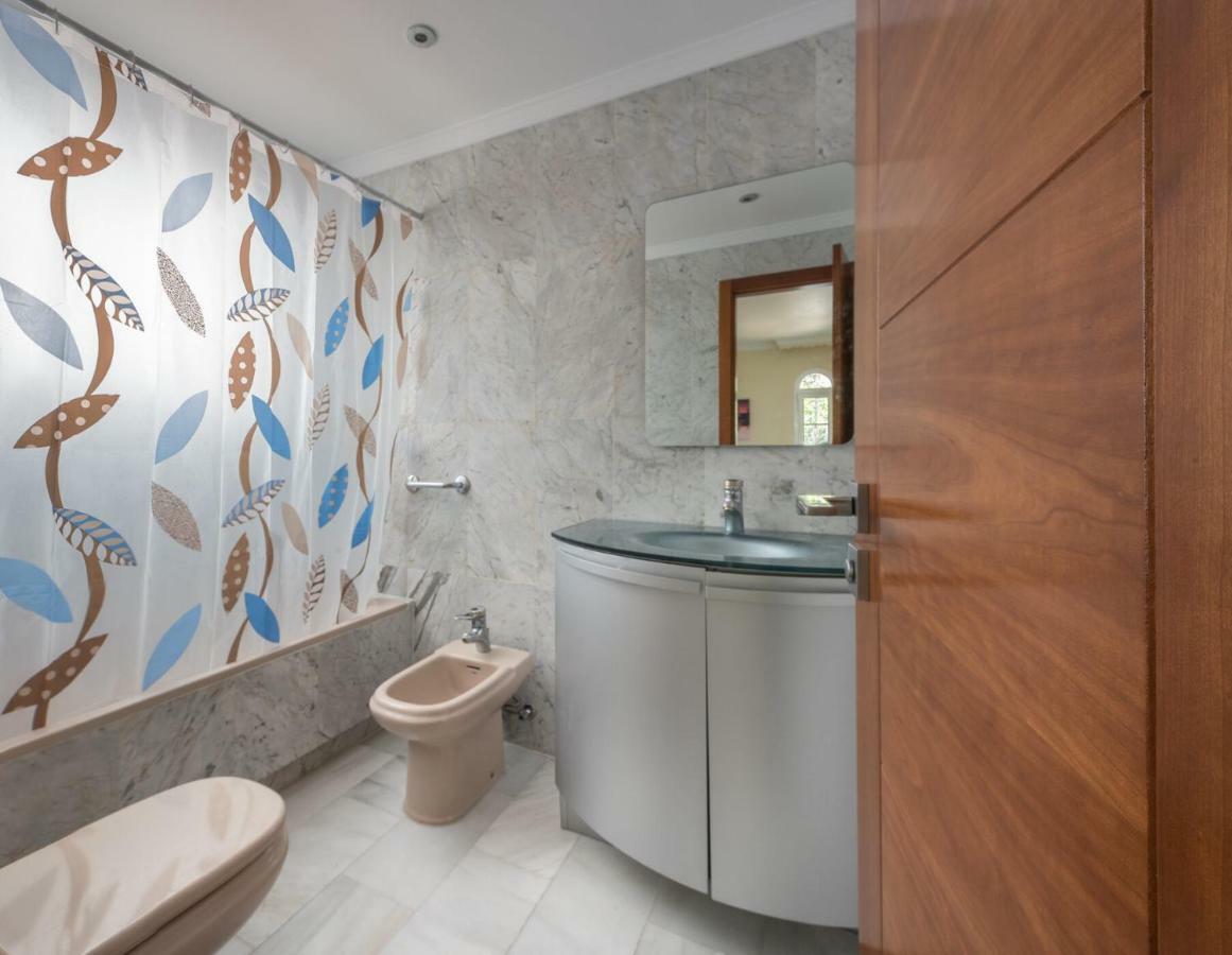 Downtown Seaview Apartment Марбелья Экстерьер фото